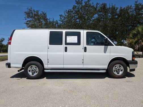 2023 GMC Savana 2500 Work Van