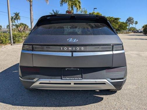 2022 Hyundai IONIQ 5 SEL