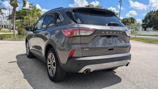 2022 Ford Escape SEL