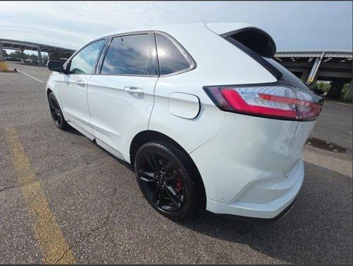 2022 Ford Edge ST