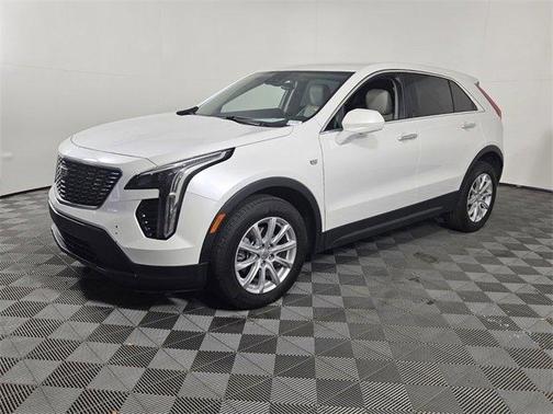 2022 Cadillac XT4 Luxury