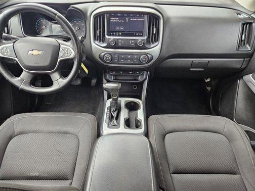 Summit White 2019 Chevrolet Colorado LT