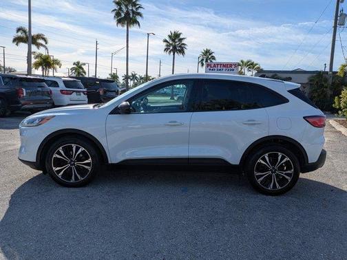 2021 Ford Escape SE