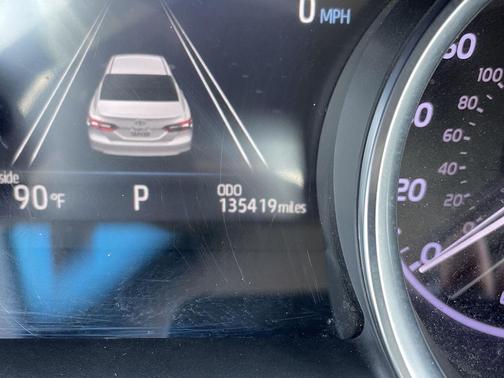 2018 Toyota Camry Hybrid XLE