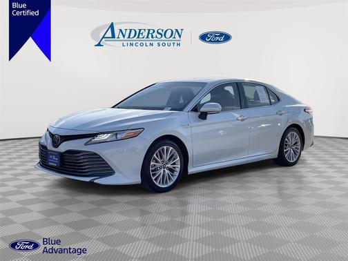 2018 Toyota Camry Hybrid XLE