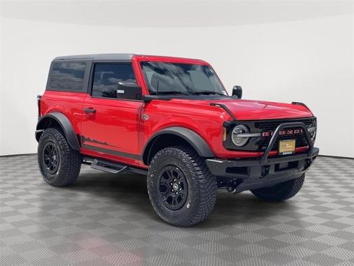 RACE RED 2023 Ford Bronco WILDTRAK