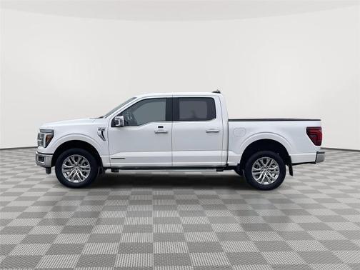 STAR WHITE METALLIC TRICOAT 2025 Ford F-150 LARIAT