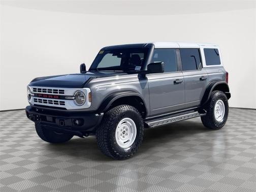 CARBONIZED GRAY METALLIC 2025 Ford Bronco HERITAGE EDITION