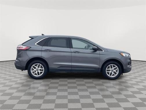 CARBONIZED GRAY 2022 Ford Edge SEL