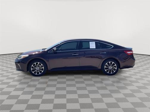 2018 Toyota Avalon XLE