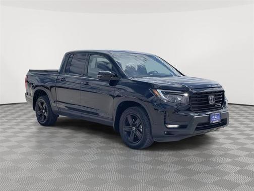 Crystal Black Pearl 2022 Honda Ridgeline BLACK EDITION