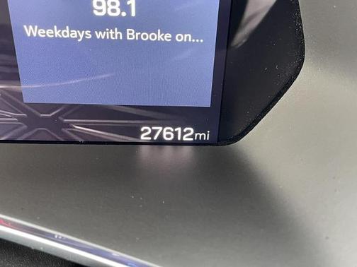Sterling 2024 GMC Canyon ELEVATION
