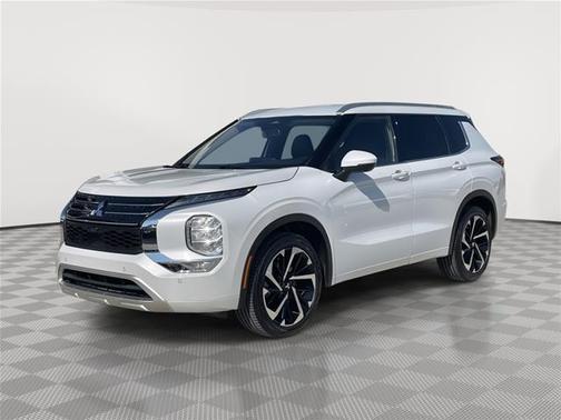 2023 Mitsubishi Outlander SEL