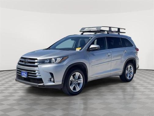 Celestial Silver Metallic 2018 Toyota Highlander LIMITED