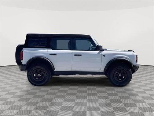 OXFORD WHITE 2021 Ford Bronco BASE ADVANCED