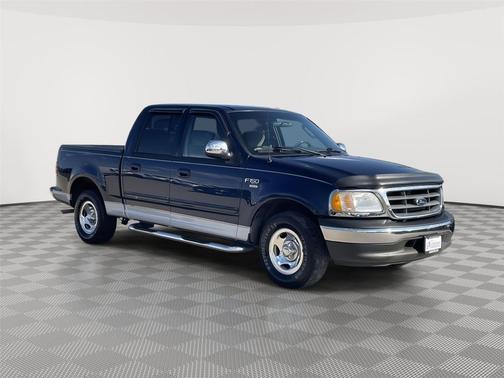 2002 Ford F-150 XLT SuperCrew