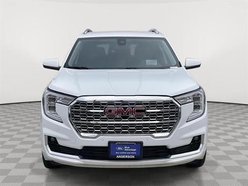 Summit White 2024 GMC Terrain DENALI
