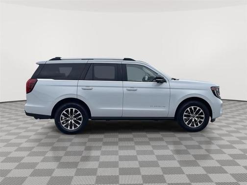 SPACE SILVER METALLIC 2025 Ford Expedition PLATINUM
