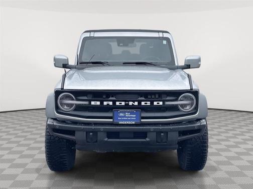 2021 Ford Bronco OUTER BANKS