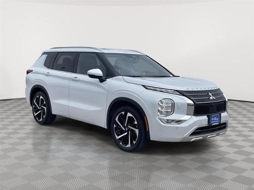 Alloy Silver Metallic 2022 Mitsubishi Outlander SEL