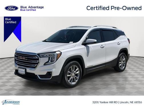 White Frost Tri-Coat 2022 GMC Terrain SLT