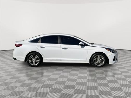 2018 Hyundai SONATA SEL