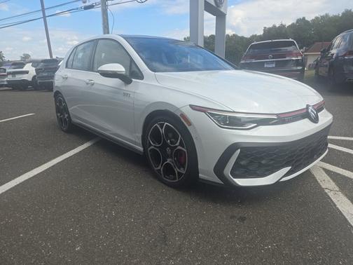 2025 Volkswagen Golf GTI Autobahn