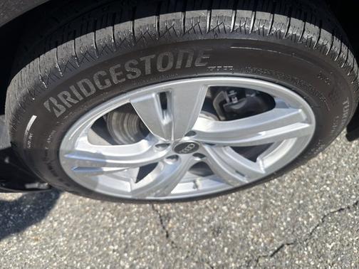 MYTHOS BLACK M 2025 Audi A5 Premium