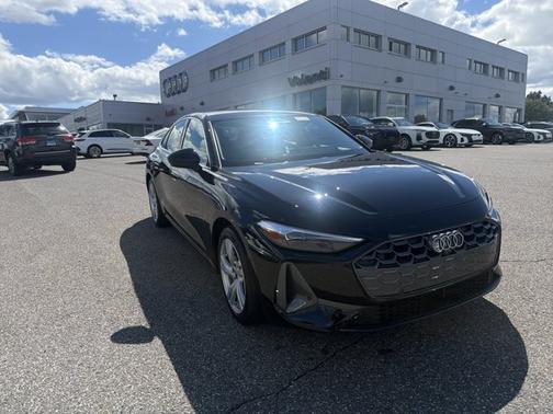 MYTHOS BLACK M 2025 Audi A5 Premium