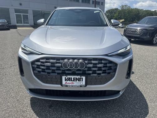 2025 Audi Q5 Premium