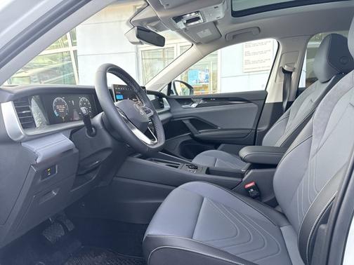 2025 Volkswagen Tiguan SE