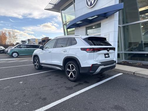 2025 Volkswagen Tiguan SE