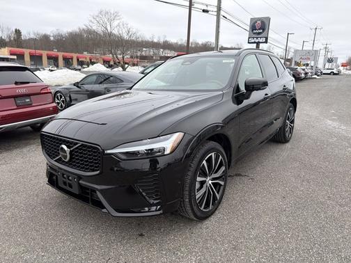 2025 Volvo XC60 Plus
