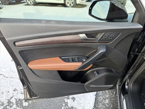 2023 Audi Q5 S line Premium Plus