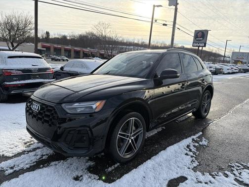 2023 Audi Q5 S line Premium Plus
