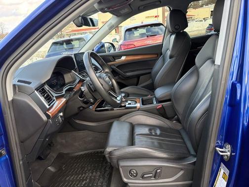 2023 Audi Q5 S line Prestige