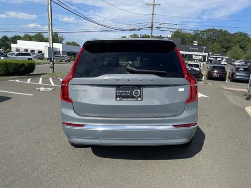 2023 Volvo XC90 Recharge Plug-In Hybrid Ultimate Bright Theme
