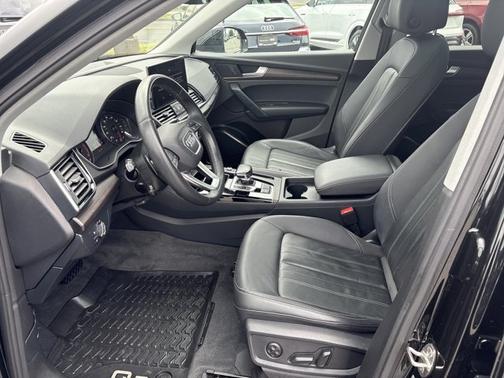 2023 Audi Q5 Premium