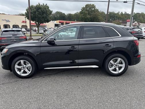 2023 Audi Q5 Premium