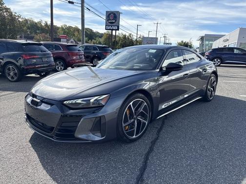 2023 Audi RS e-tron GT 4DR QTRO