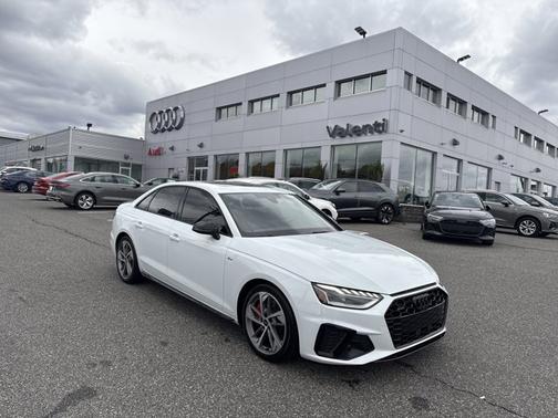 2023 Audi A4 S line Premium Plus