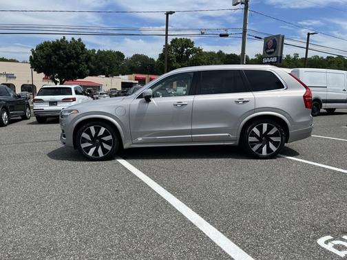 2024 Volvo XC90 Recharge Plug-In Hybrid Ultimate