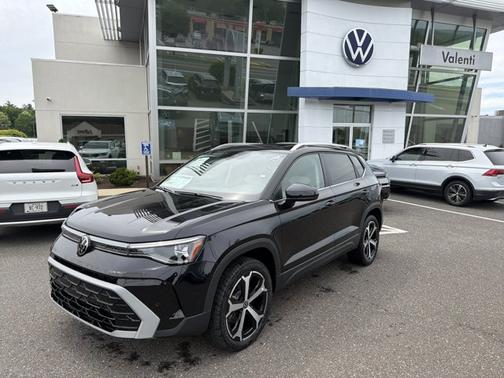 Deep Black Pearl 2026 Volkswagen Taos SEL