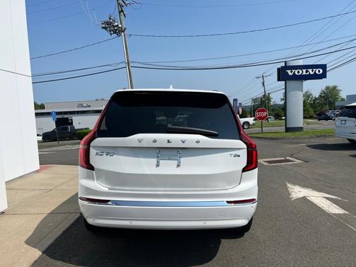 2025 Volvo XC90 Plug-In Hybrid Ultra