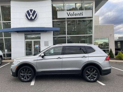 2022 Volkswagen Tiguan SE