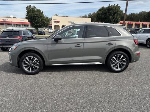 2023 Audi Q5 S line Premium Plus