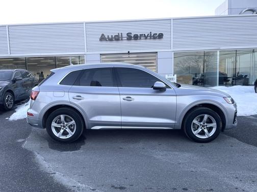 2023 Audi Q5 Premium