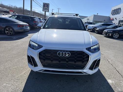 2023 Audi Q5 S line Premium Plus