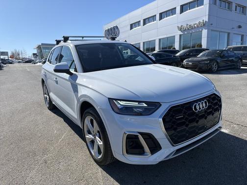 2023 Audi Q5 S line Premium Plus