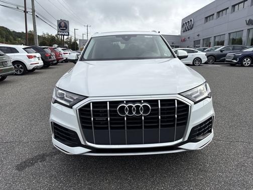 2022 Audi Q7 Premium